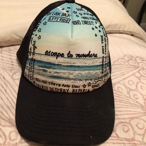 Trucker hat